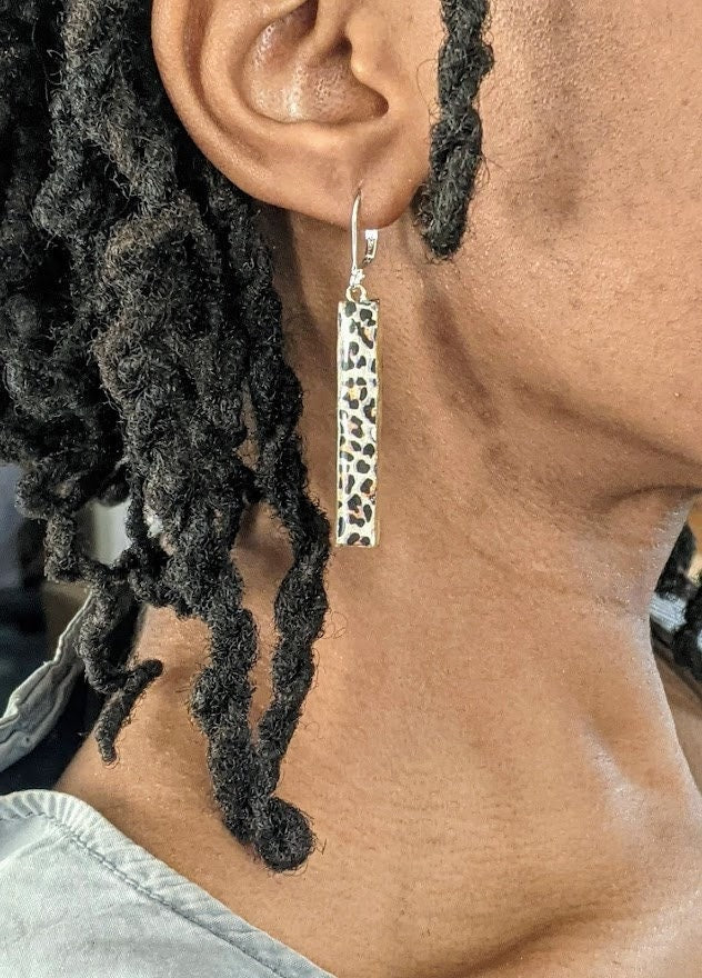 Cheetah Print Bar Earrings REVERSIBLE Silver or Gold Background Stick Dangle 037